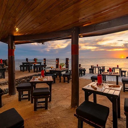 The Warwick Fiji Hotel Korolevu  Exterior photo
