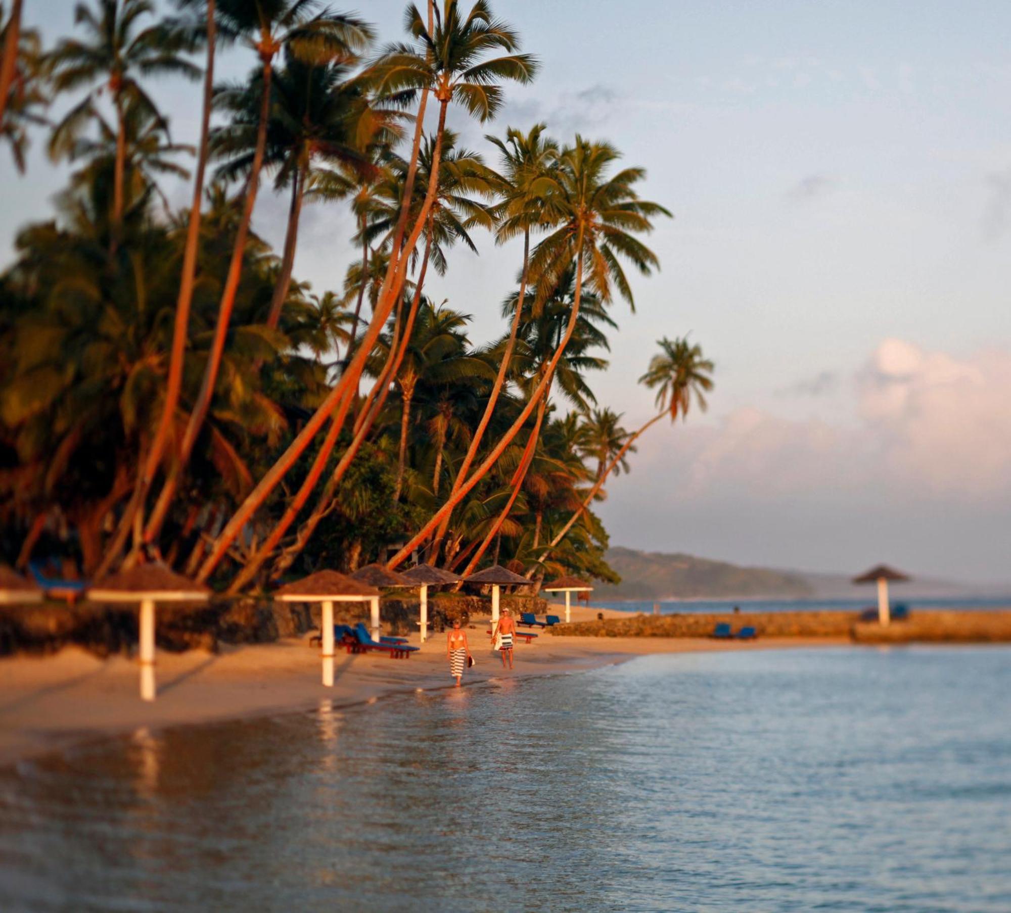 The Warwick Fiji Hotel Korolevu  Exterior photo Beach at the resort