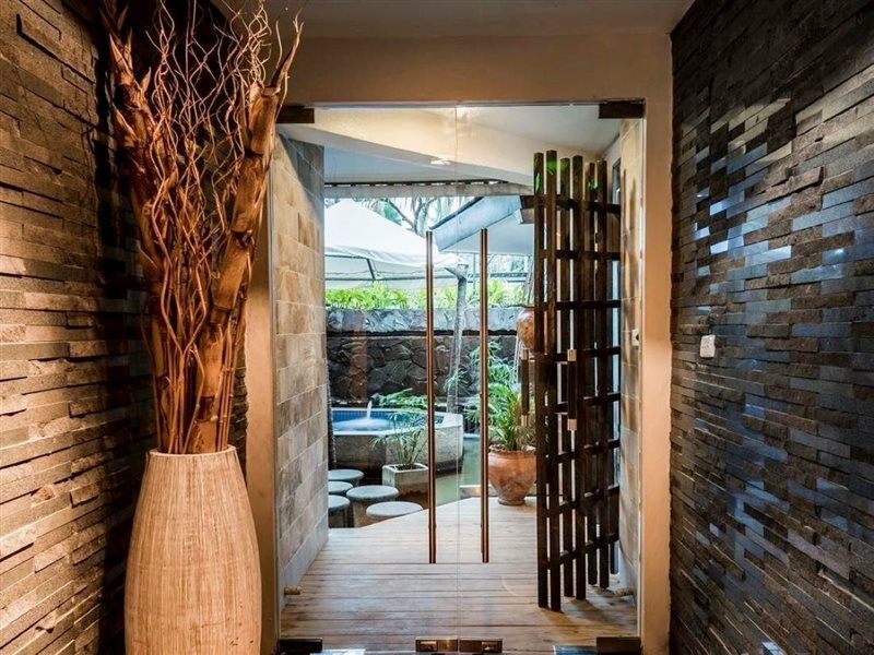 The Warwick Fiji Hotel Korolevu  Exterior photo Entrance to the spa